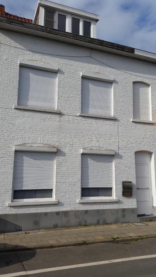 Het Kanaalhuis Kortrijk Exterior photo